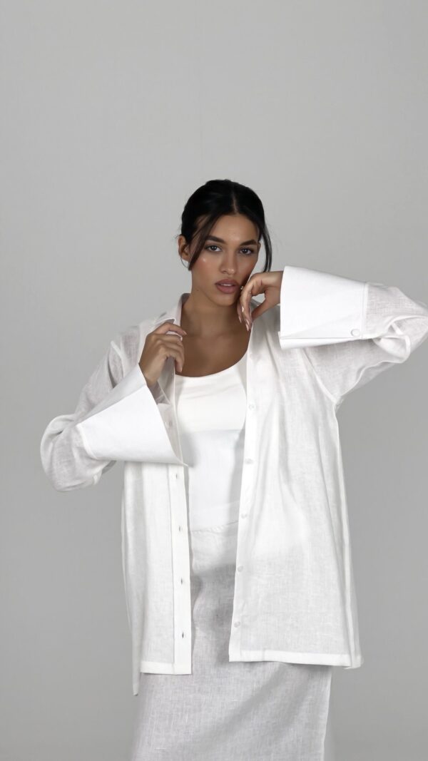 White Top - Image 1