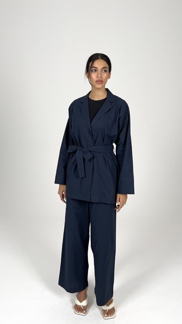 Navy Linen Suit - Image 4