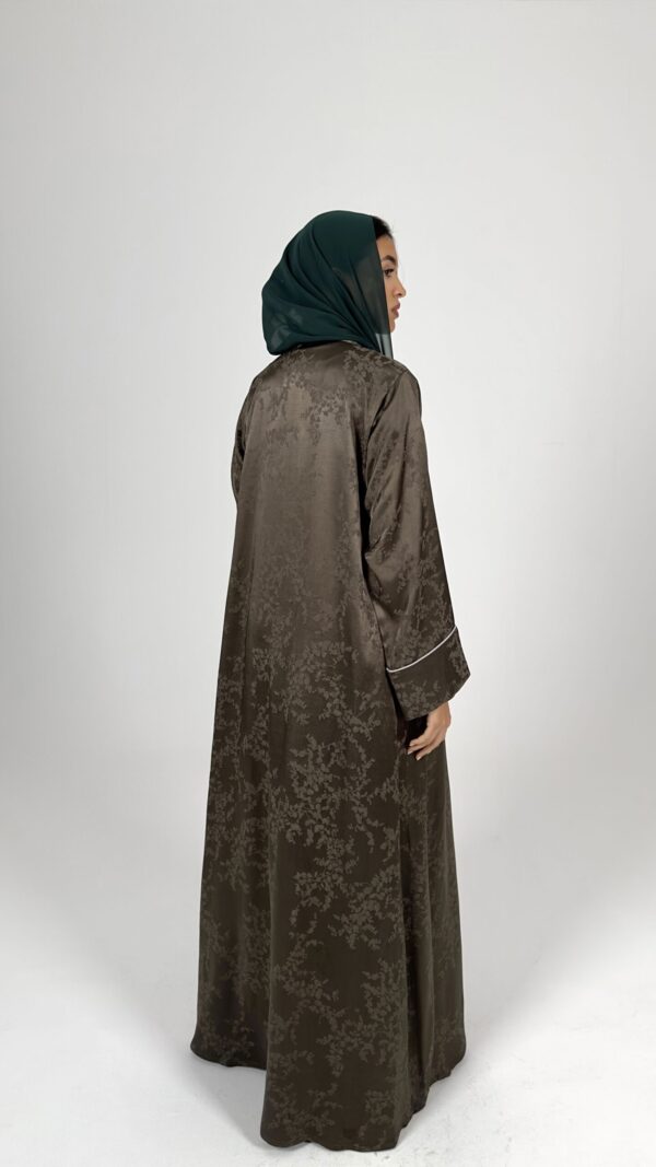 Olive Garden Abaya - Image 2