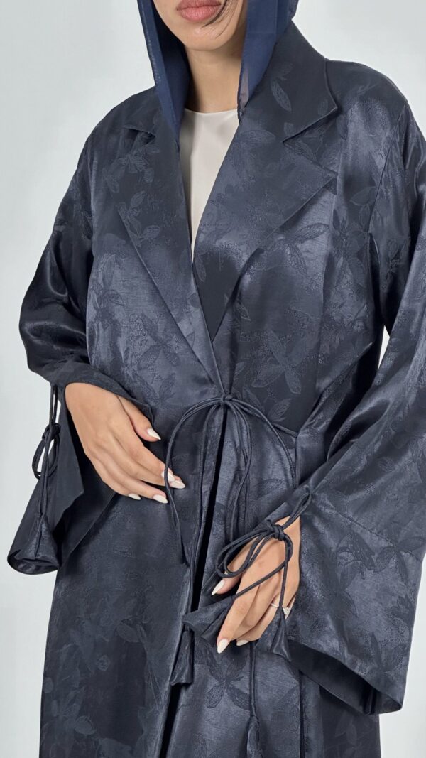 Stray Night Wrap Abaya - Image 5