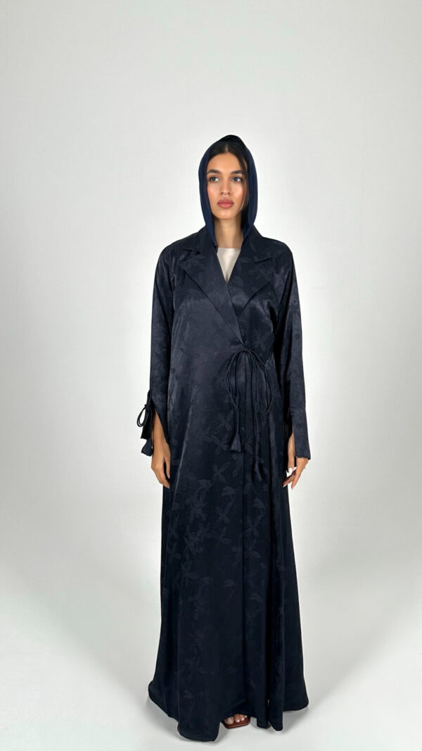 Stray Night Wrap Abaya - Image 3